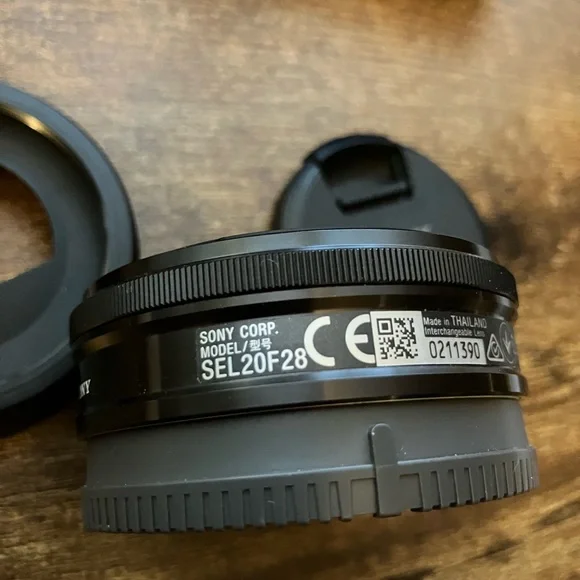 Sony Black Camera Lens - Picture 2 of 4